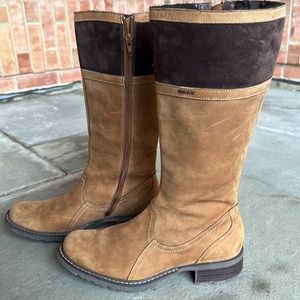 SEBAGO TALL SUEDE BOOTS 9